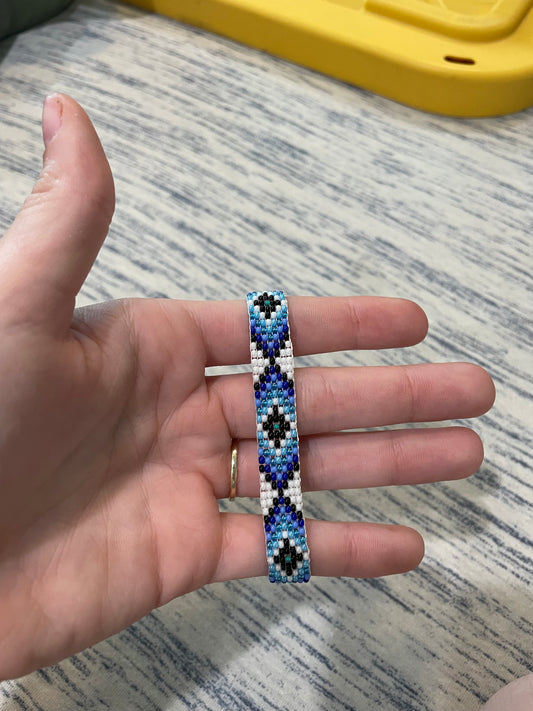 blue beaded bracelet